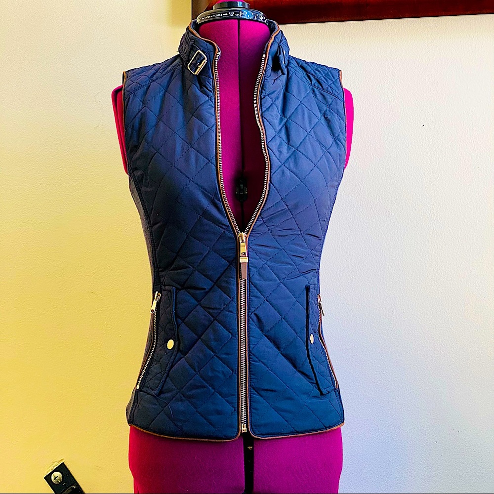 ZARA Woman Diamond Quilted Vest Navy Blue Gold Hardware XS NWOT